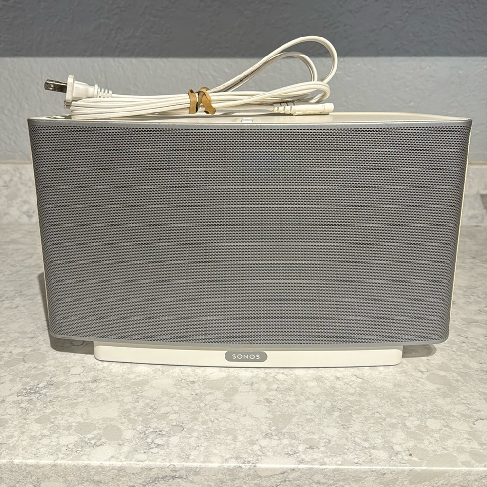 Sonos play 5 white (2015) WORKS!